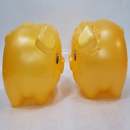 황금 돼지 (대) #2