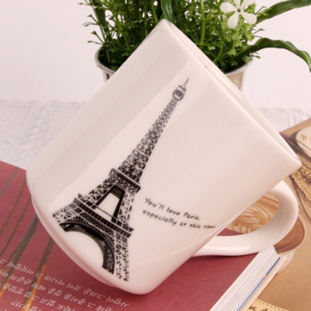 모던 화이트 일러 머그- 파리 #4