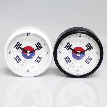 태극기 부착 시계 #4