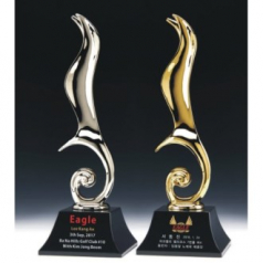 금속 트로피 328