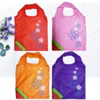 딸기 시장가방 170T 폴리에스테르