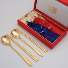 스마일 황금돼지 수저 선물세트