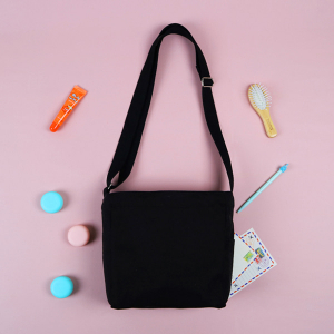 메이드유 사이드 포켓형 크로스 에코백 컬러 22 x 22 옆폭 10CM