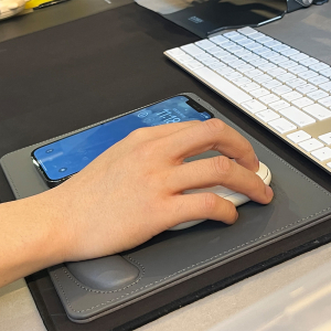 머레이 손목 쿠션 무선충전 마우스패드