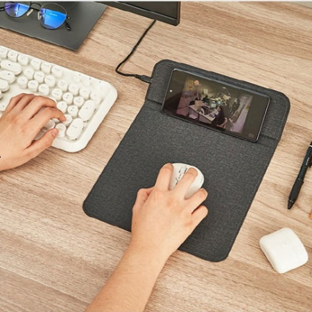 아이리버 거치형 고속충전 마우스패드 #4