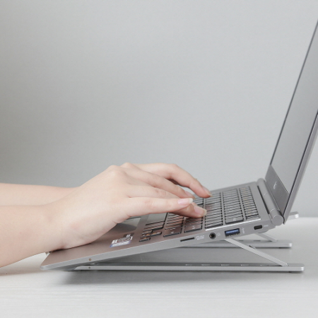 T2 접이식 다각도 휴대용 거치대 (15.6인치까지호환) 노트북거치대 #3