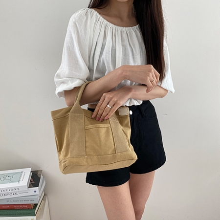 룩앳걸 캔버스 미니 스퀘어 토트 텀블러 에코백 #5