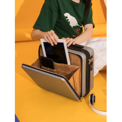 기내 반입 가능한 16인치 소형 레디백