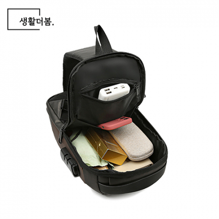 생활더봄 남자 크로스 메신저 슬링백 USB연결 도난방지 가방 #5