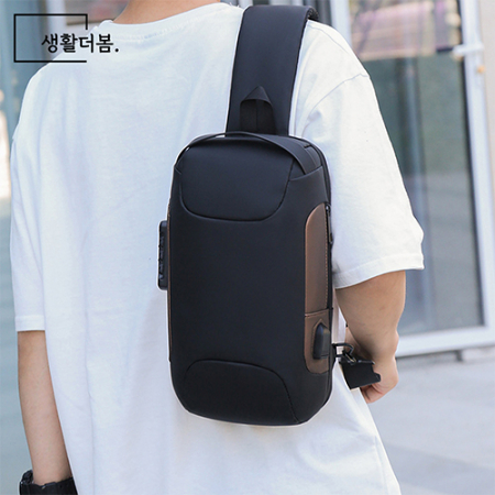 생활더봄 남자 크로스 메신저 슬링백 USB연결 도난방지 가방 #3