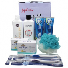 샤워볼 + 케라시스 샴푸 + 샤워메이트 바디워시 + 아이깨끗해 비누 + 크리오 미세모 칫솔 + 크리오 치약 + 여행용티슈 8종세트