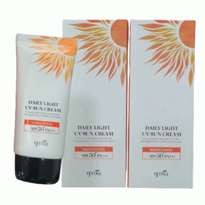 데일리 라이트 UV 선크림 자외선차단제 여름썬크림 70ml