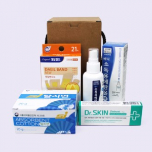 대일밴드 + 닥터스킨 연고 + 탈지면 + 메딕 소독용 에탄올 스프레이 4종 구급상자