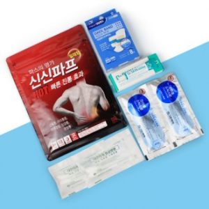 신신파프핫 5매입 + 대일밴드 아쿠아뉴 8매입 + 닥터스킨연고 + 알콜스틱스왑 + 멸균면봉 + 지퍼백