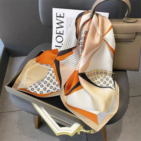 로페리아 데일리 쉬폰 70*70 정사각 실크 스카프(0215612) #2