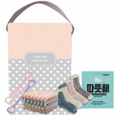 핫팩+수면양말+요술행주+근력밴드 4종세트 (하트케이스+스티커포함)