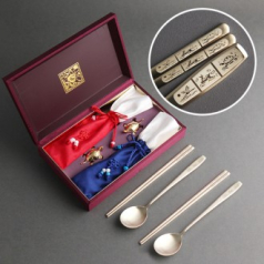 십장생 골드 수저 2P (거북받침과 수저집)