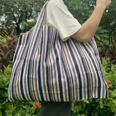 346 어깨끈이 있는 대형 재사용 가능한 나일론 쇼핑백