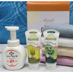 카밀 핸드크림 로션+ [송월타올] 수건+ 아이깨끗해 비누) 선물세트/ 판촉 사은품 선물용 답례품 단체 행사 기념 홍보 기프트/ 송월 타월 호텔 수건 세면 타올/ 핑크소금 화장품 휴대용