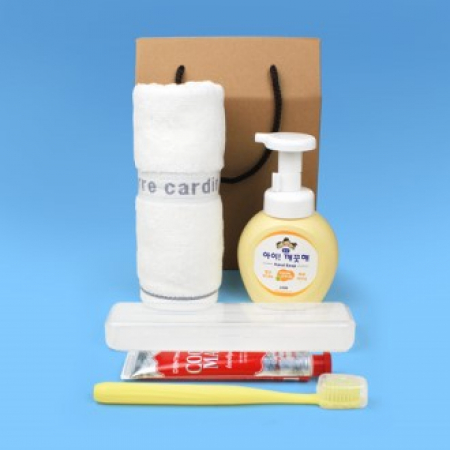 피에르가르뎅 프린스 세면타올 120g + 아이깨끗해 핸드워시 + 크리오 쿨맥스 치약 + 부케가르니 미세모칫솔 + 치약칫솔케이스 #2